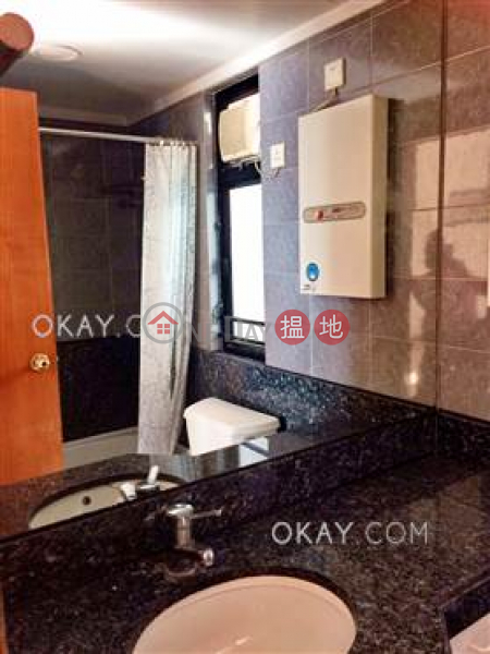 2房1廁,實用率高,極高層慧豪閣出租單位-22干德道 | 西區-香港-出租|HK$ 25,000/ 月