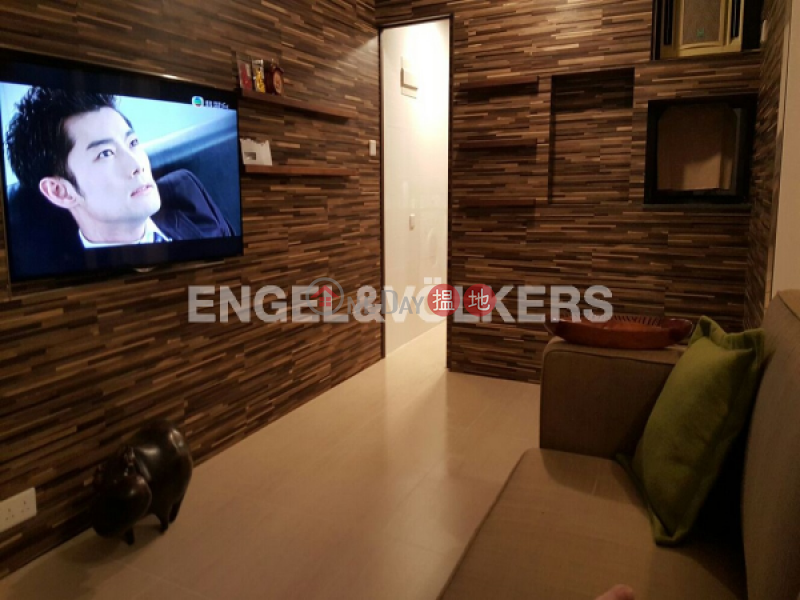 HK$ 26,000/ month Losion Villa Western District 2 Bedroom Flat for Rent in Mid Levels West