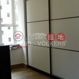 Cozy and Central Apartment in Flora Court | Flora Court 富來閣 _0