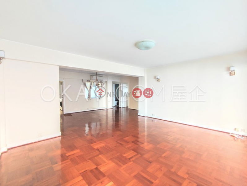 HK$ 63,000/ month Alpine Court, Western District Efficient 3 bedroom with balcony & parking | Rental