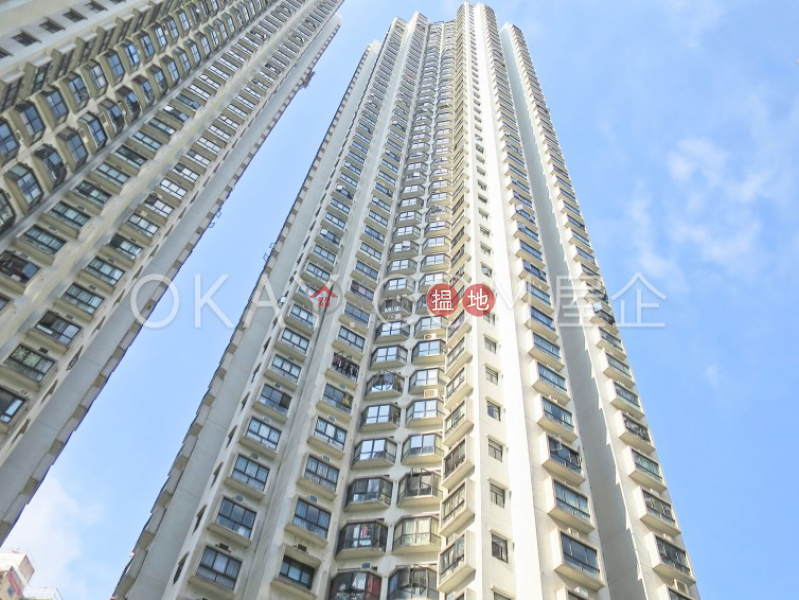 Property Search Hong Kong | OneDay | Residential Sales Listings | Tasteful 2 bedroom on high floor with sea views | For Sale