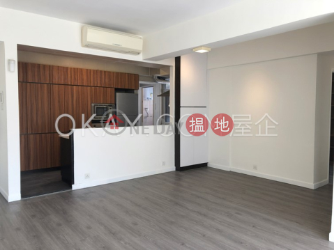 Lovely 3 bedroom on high floor with parking | For Sale | Winfield Gardens 永富苑 _0