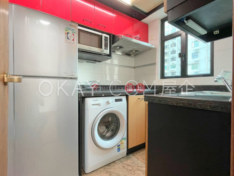 Stylish 3 bed on high floor with harbour views | Rental | Fairview Height 輝煌臺 Rental Listings
