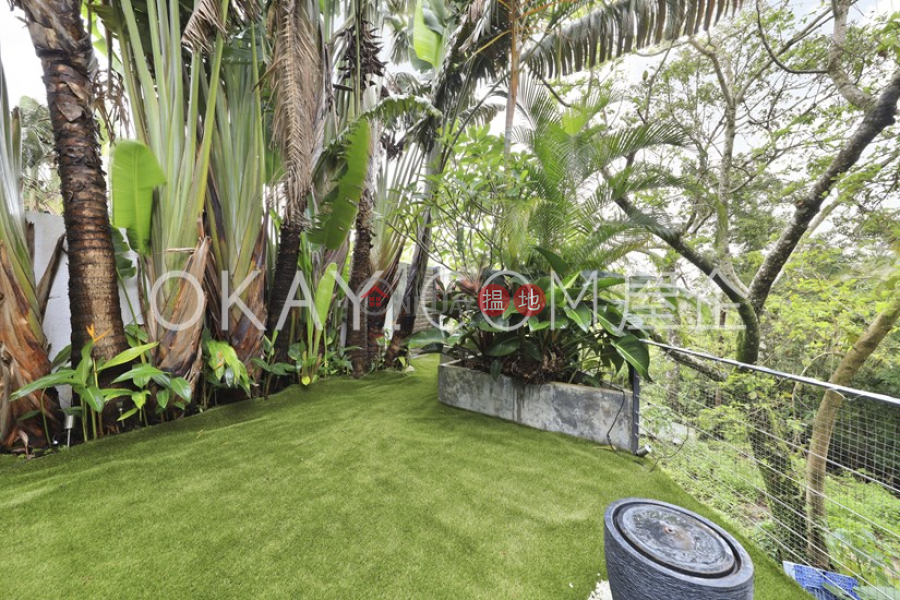 Popular house with rooftop, terrace & balcony | For Sale | King Ying House (Block D) King Shan Court 瓊瑛閣 (D座) Sales Listings
