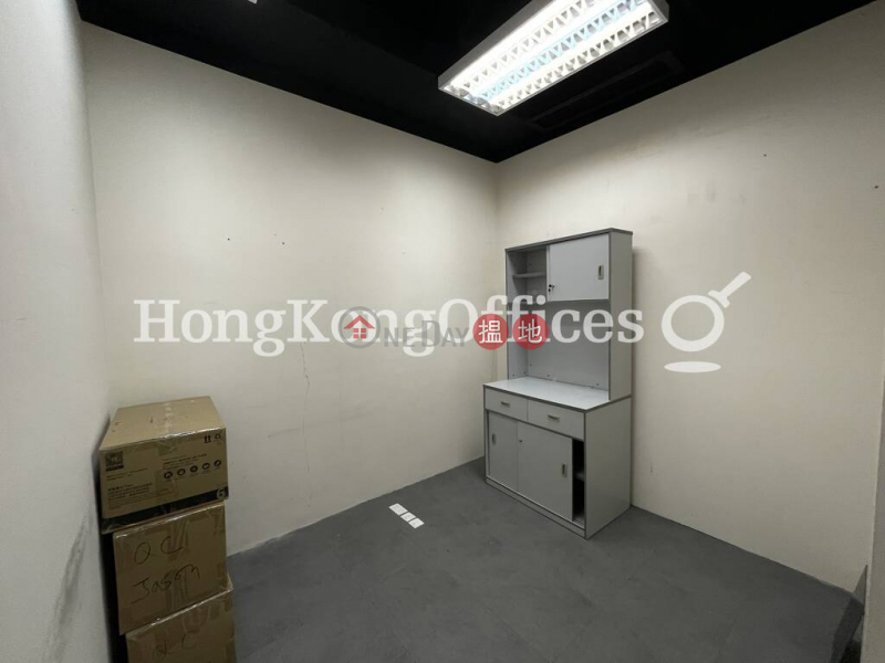 Property Search Hong Kong | OneDay | Office / Commercial Property | Rental Listings Office Unit for Rent at Peninsula Centre