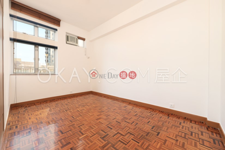 香港搵樓|租樓|二手盤|買樓| 搵地 | 住宅-出租樓盤-3房2廁,極高層,連車位冠冕臺 6-12 號出租單位