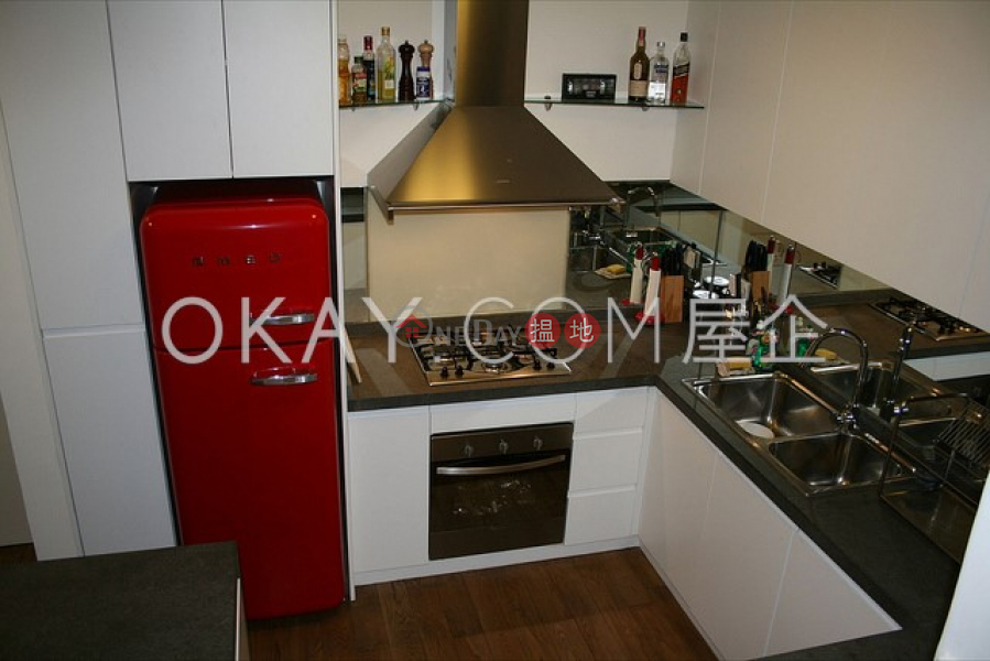 Stylish 2 bedroom on high floor with rooftop | For Sale | Academic Terrace Block 2 學士台第2座 Sales Listings