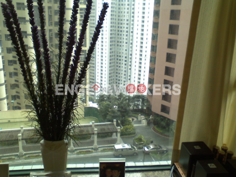 2 Bedroom Flat for Sale in Central Mid Levels | Hillsborough Court 曉峰閣 Sales Listings