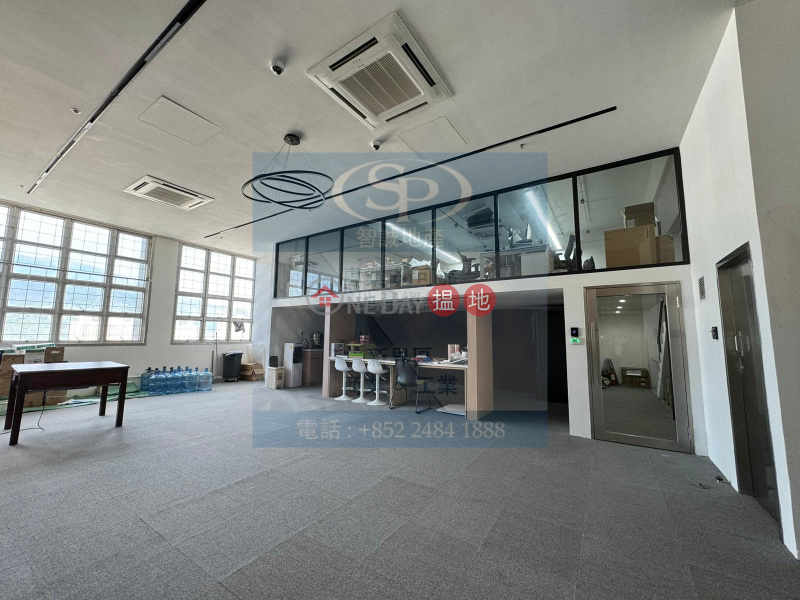 HK$ 9.5M Cable TV Tower Tsuen Wan Tsuen Wan Cable TV Tower: grand lobby, well-decorated with loft