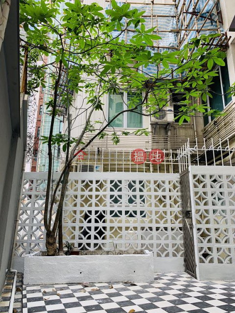 Flat for Rent in Fu Yee Court, Wan Chai|Wan Chai DistrictFu Yee Court(Fu Yee Court)Rental Listings (H000377268)_0