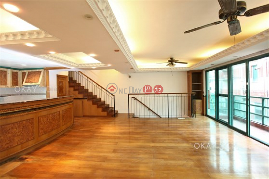 Property Search Hong Kong | OneDay | Residential Rental Listings Generous house with rooftop, balcony | Rental
