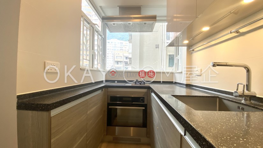 Property Search Hong Kong | OneDay | Residential Sales Listings Luxurious 2 bedroom in Mid-levels West | For Sale