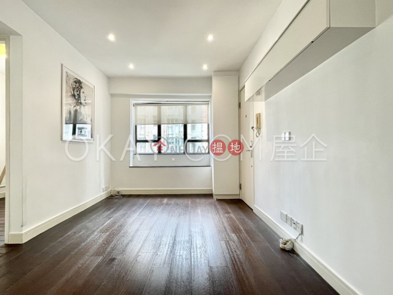 Property Search Hong Kong | OneDay | Residential Rental Listings Intimate 2 bedroom in Mid-levels West | Rental