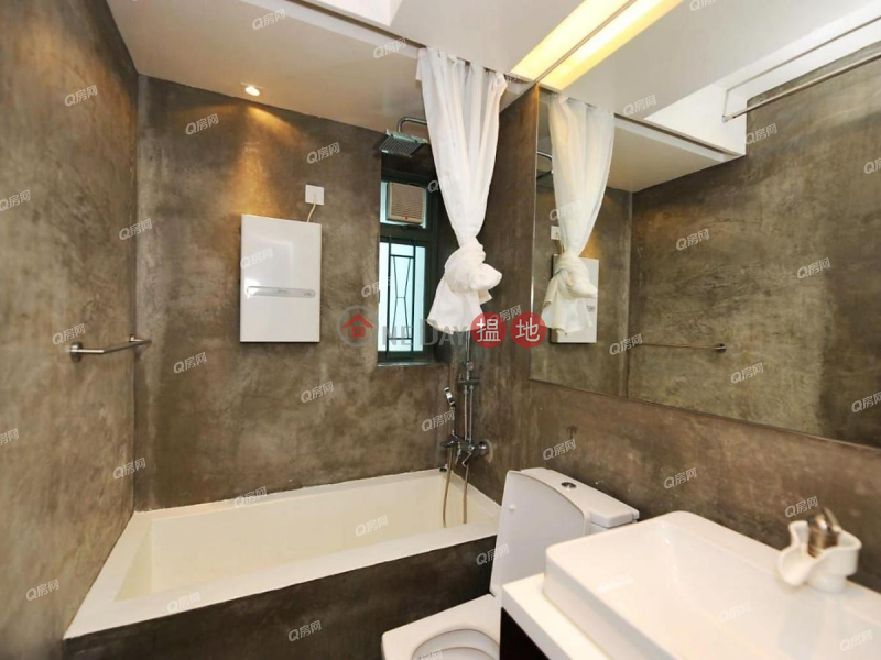 HK$ 50,000/ month Y.I, Wan Chai District, Y.I | 2 bedroom Flat for Rent