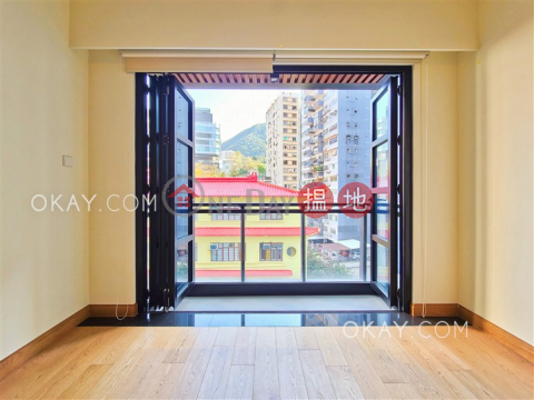 Popular 2 bedroom with balcony | Rental, Resiglow Resiglow | Wan Chai District (OKAY-R323135)_0