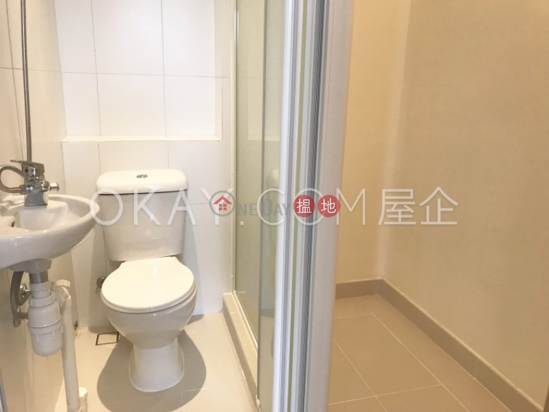 HK$ 32,000/ month | Twin Peaks Tower 2 | Sai Kung | Stylish 3 bedroom with balcony | Rental
