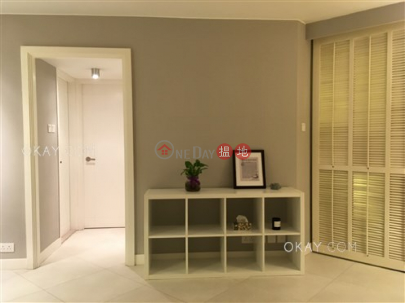 Tasteful 2 bedroom with balcony | For Sale, 100 Shing Tai Road | Eastern District, Hong Kong, Sales HK$ 8.38M