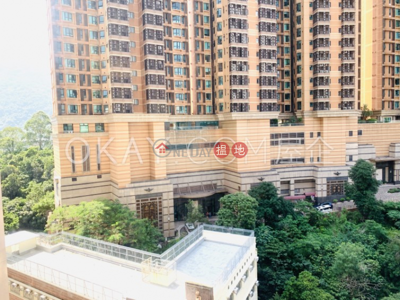 Nicely kept 2 bedroom in Tai Hang | For Sale | Illumination Terrace 光明臺 Sales Listings