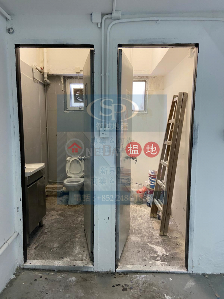 Property Search Hong Kong | OneDay | Industrial, Rental Listings, Kwai Chung Golden Industrial Building: nearby Kwai Fong MTR station, suitable for storage