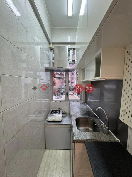 HK$ 15,800/ month, Tai Sang Building, Western District Two-bedroom unit for rent in Tai Sang Building