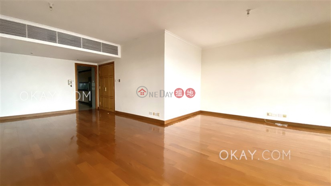 HK$ 77,000/ month, Pacific View | Southern District | Exquisite 3 bed on high floor with balcony & parking | Rental