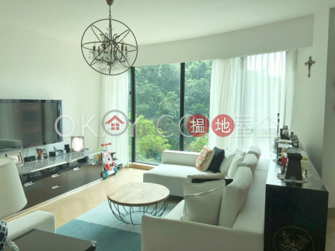 Stylish 3 bedroom with parking | For Sale | Hillsborough Court 曉峰閣 _0