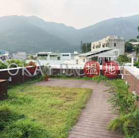 Stylish 4 bedroom with rooftop & parking | For Sale | Woodgreen Estate 木苑 _0