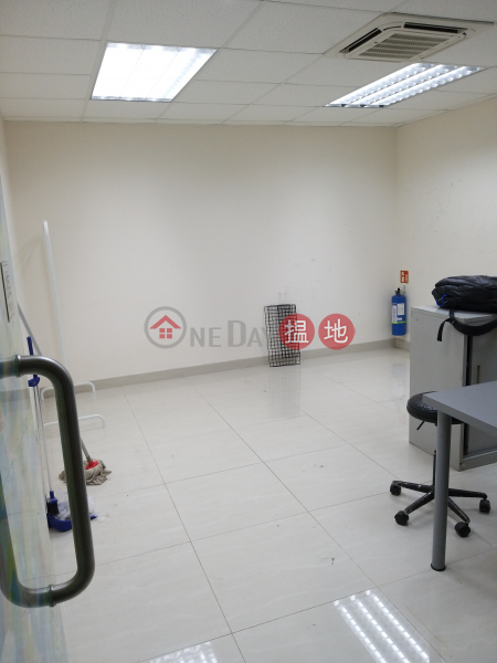 Property Search Hong Kong | OneDay | Retail, Sales Listings, kwai Hing station Wing Cheung ind. 2/f $150 size295 shop workshop