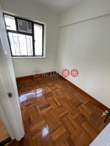 ** Good for Inventment ** High Floor & Bright, Renovated, Convenient Location, Easy Access to Public Transports, 59-61 Bonham Road | Western District | Hong Kong | Sales HK$ 8.8M
