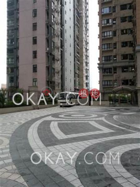 HK$ 40,000/ month Robinson Heights | Western District | Popular 3 bedroom on high floor | Rental