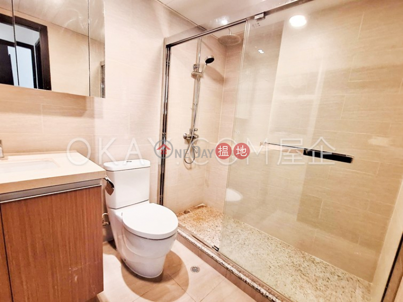 Nicely kept 2 bed on high floor with balcony & parking | Rental | The Regalis 帝鑾閣 Rental Listings