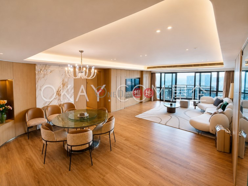 Lovely 3 bedroom on high floor with balcony & parking | Rental | Clovelly Court 嘉富麗苑 Rental Listings