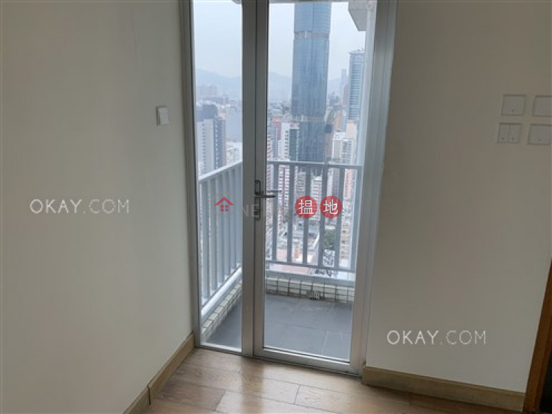 HK$ 32,000/ month GRAND METRO Yau Tsim Mong Unique 3 bedroom on high floor with rooftop & balcony | Rental