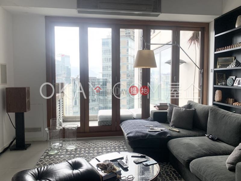 HK$ 45M, Estella Court, Central District Unique 2 bedroom on high floor with balcony & parking | For Sale