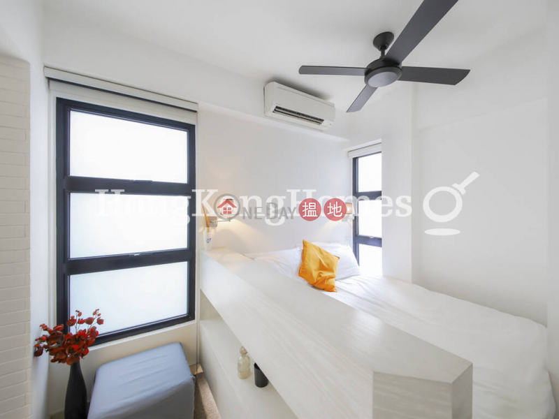 Property Search Hong Kong | OneDay | Residential | Sales Listings | Studio Unit at 7-9 Shin Hing Street | For Sale