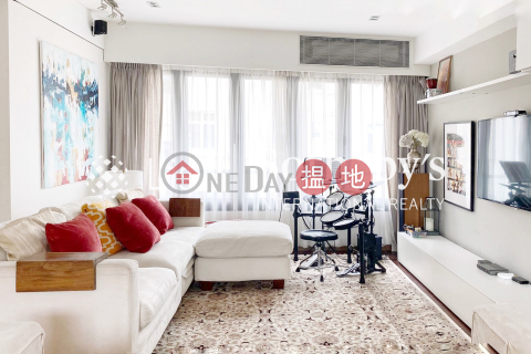Property for Rent at Glamour Court with 3 Bedrooms | Glamour Court 華麗閣 _0