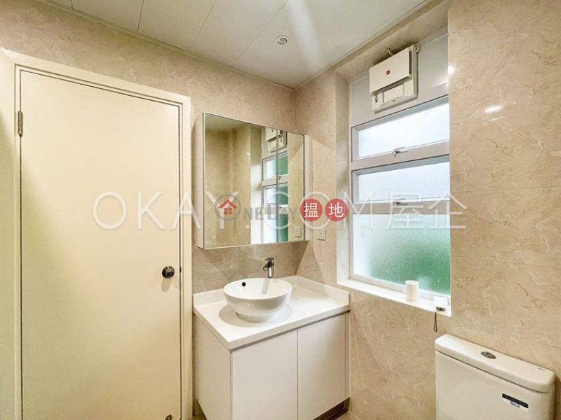 Property Search Hong Kong | OneDay | Residential Rental Listings, Exquisite 3 bed on high floor with balcony & parking | Rental