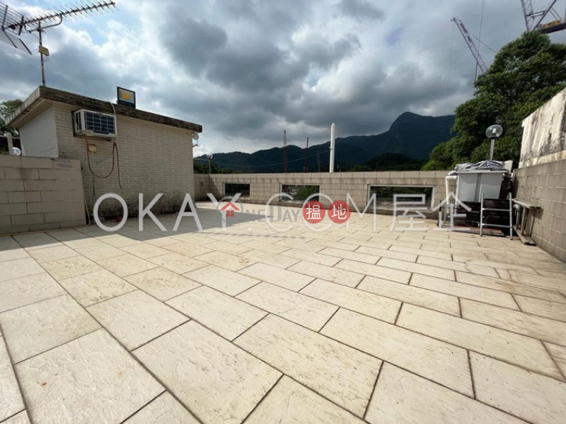 Nicely kept house with parking | For Sale Sai Sha Road | Ma On Shan, Hong Kong | Sales, HK$ 19.8M