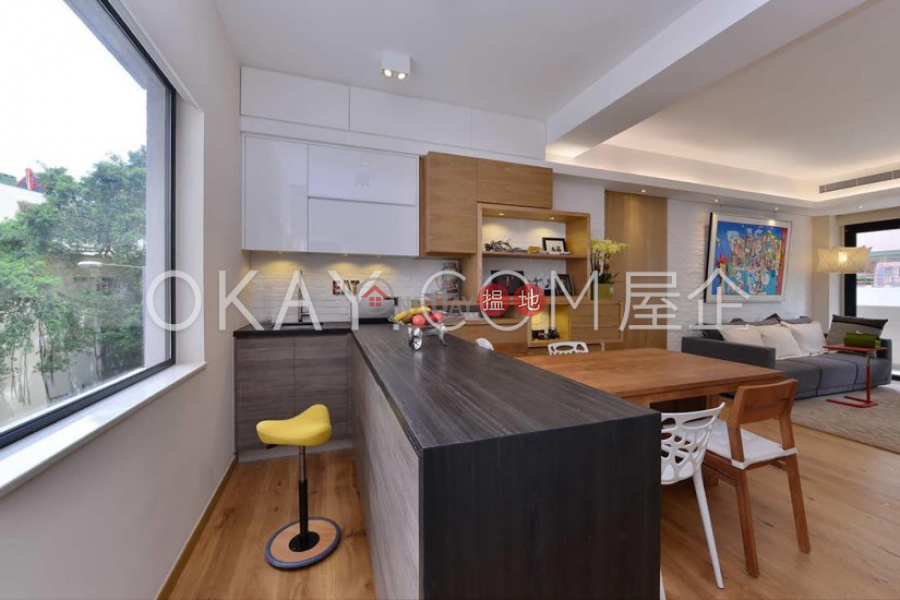 Efficient 3 bedroom with balcony & parking | For Sale | Breezy Court 瑞麒大廈 Sales Listings