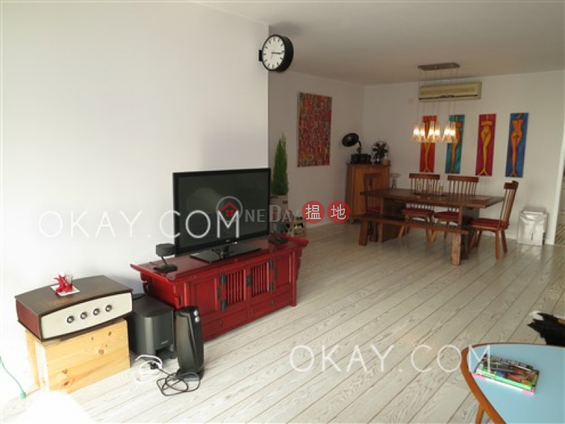 HK$ 30M, Block 45-48 Baguio Villa | Western District Efficient 3 bedroom with balcony & parking | For Sale