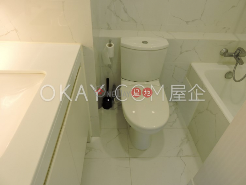HK$ 2,200萬-信怡閣|西區|3房2廁,露台信怡閣出售單位