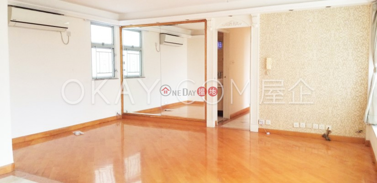 Property Search Hong Kong | OneDay | Residential | Sales Listings, Efficient 3 bedroom on high floor with balcony | For Sale