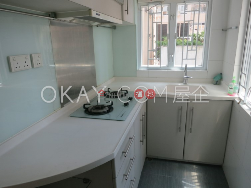 Popular 2 bedroom in Mid-levels West | For Sale | 71-73 Robinson Road | Western District | Hong Kong, Sales HK$ 13M