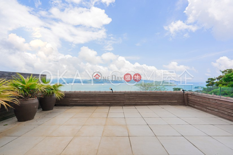Stylish house with sea views, terrace & balcony | Rental | Dragon Lake Villa 龍湖別墅 Rental Listings