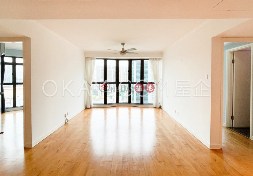 Nicely kept 3 bed on high floor with racecourse views | Rental | Crescent Heights 月陶居 Rental Listings