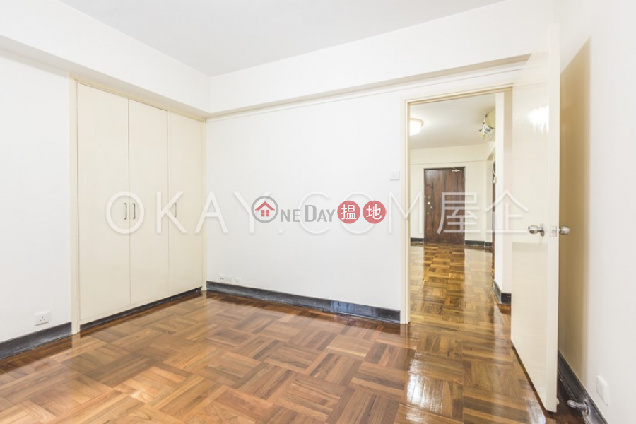 HK$ 60,000/ month Alpine Court | Western District | Efficient 3 bedroom with parking | Rental