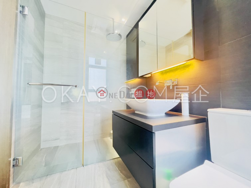 Luxurious 2 bed on high floor with balcony & parking | For Sale | Phase 4 Bel-Air On The Peak Residence Bel-Air 貝沙灣4期 Sales Listings
