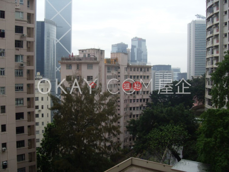 Efficient 3 bedroom with balcony & parking | For Sale | Wing Hong Mansion 永康大廈 Sales Listings