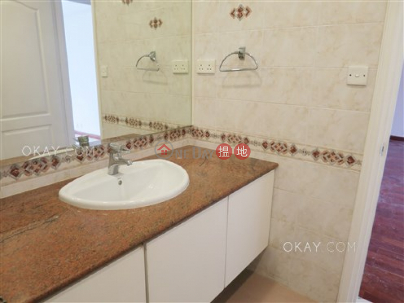 HK$ 88,000/ month | Bellevue Court, Wan Chai District, Efficient 3 bed on high floor with racecourse views | Rental