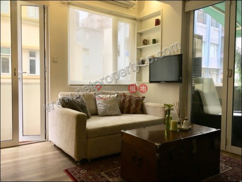 Apartment with Terrace for Rent in Sheung Wan, 199-201 Hollywood Road | Western District Hong Kong | Rental HK$ 20,000/ month
